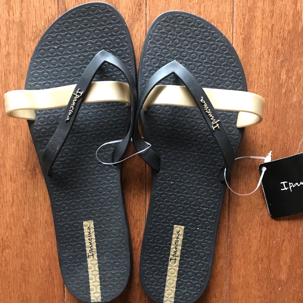 Flip flops